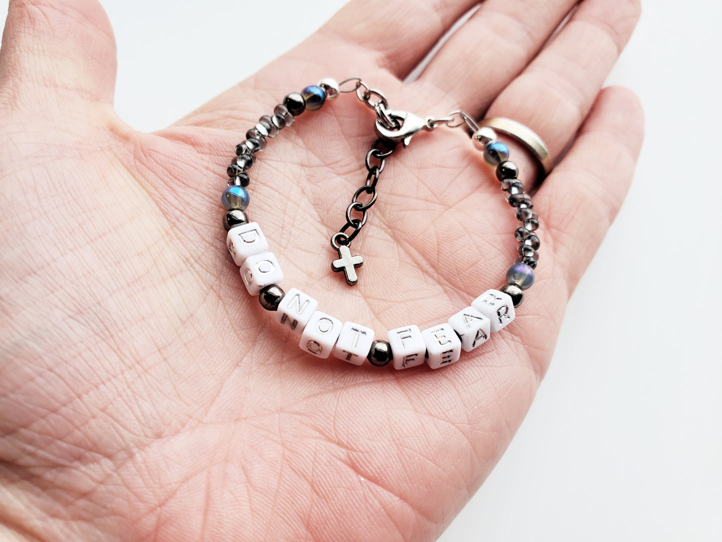 Do not fear Single Strand Bracelet