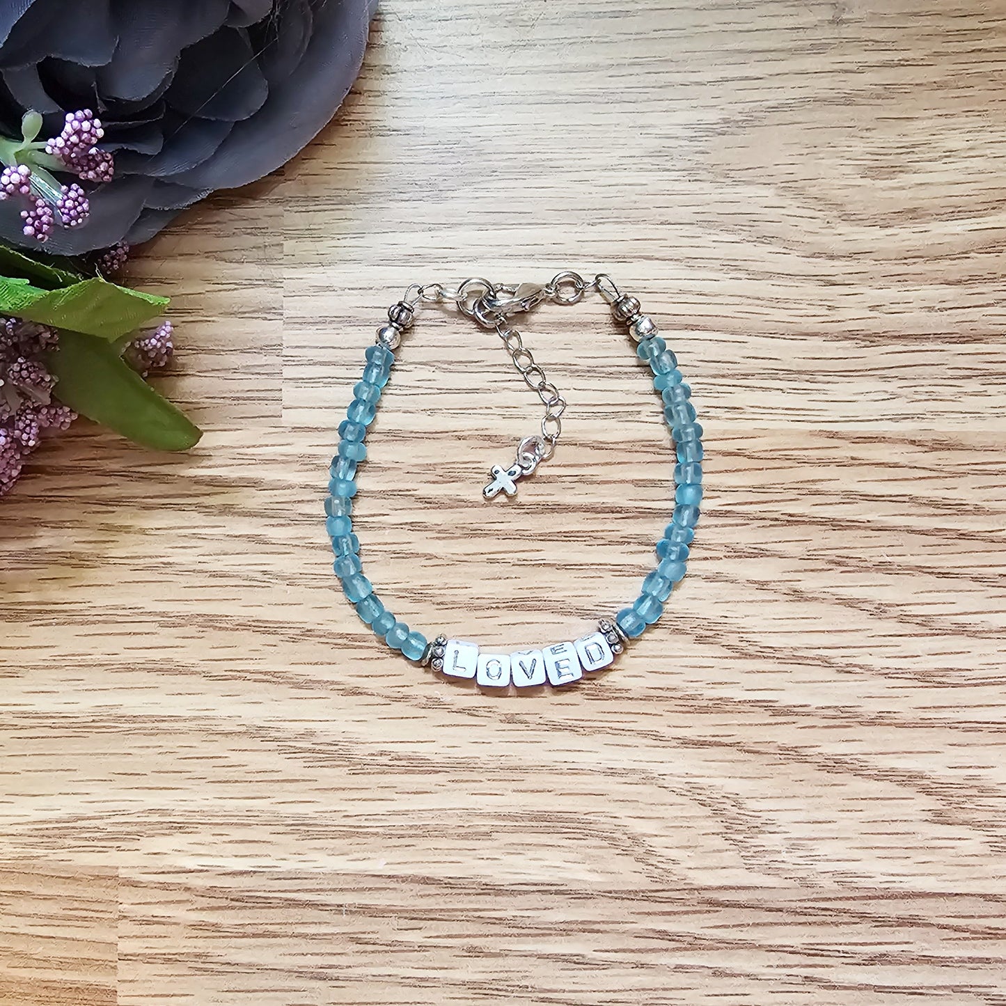 Aqua and silver single strand stackable Word bracelet